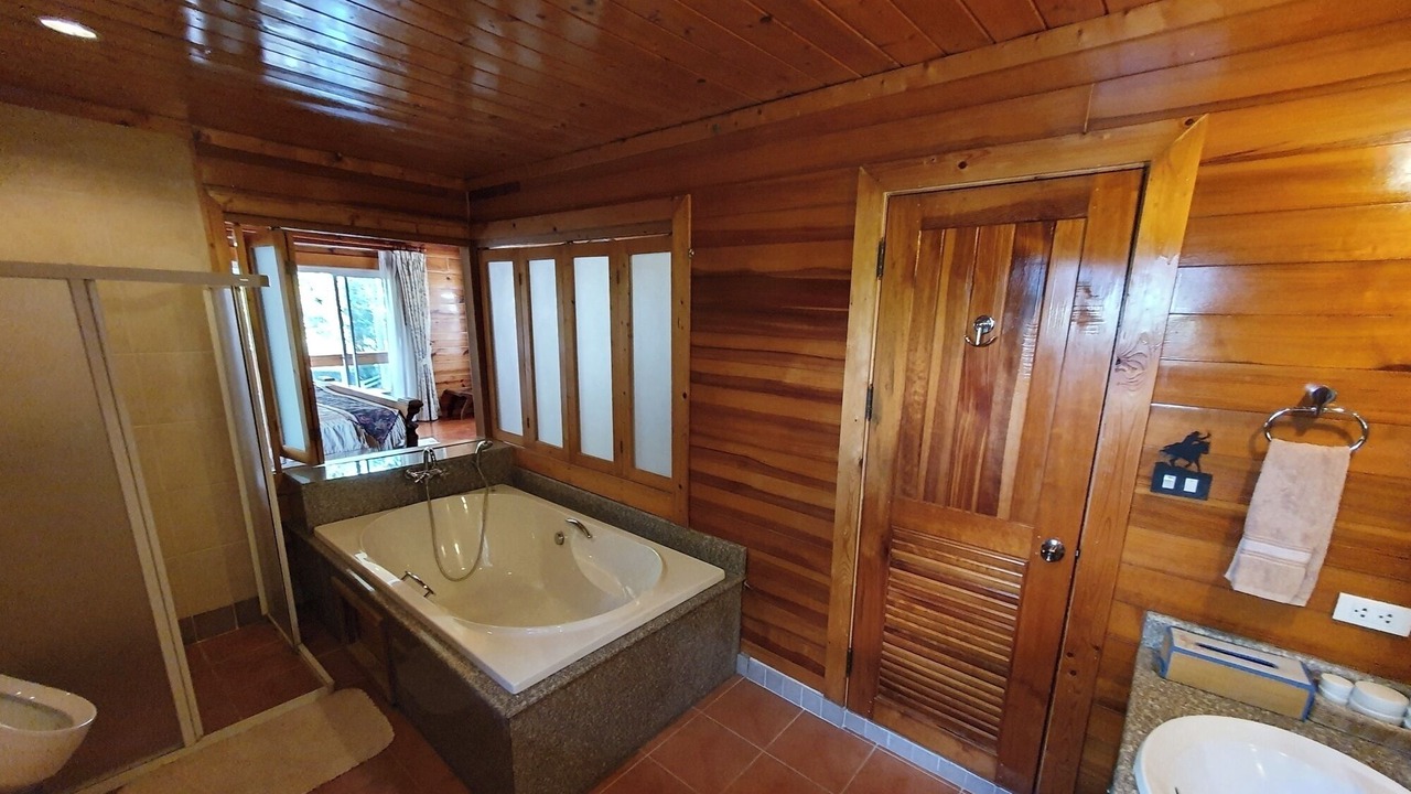 Photo of Bathroom in Khanong Phra