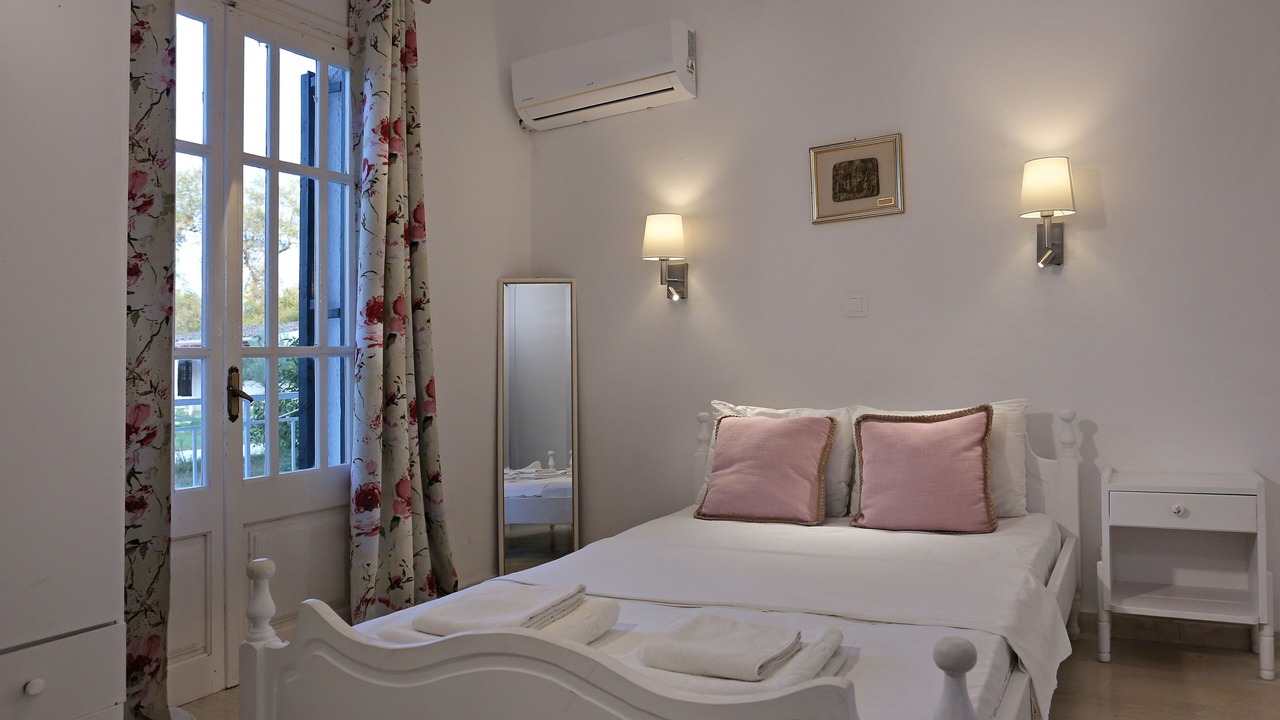 Photo of Bedroom in Molos