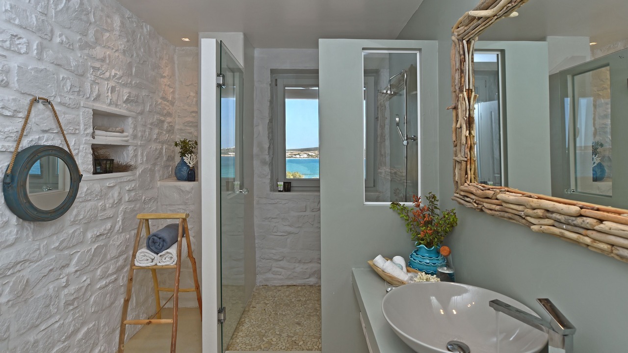 Photo of Bathroom in Paros