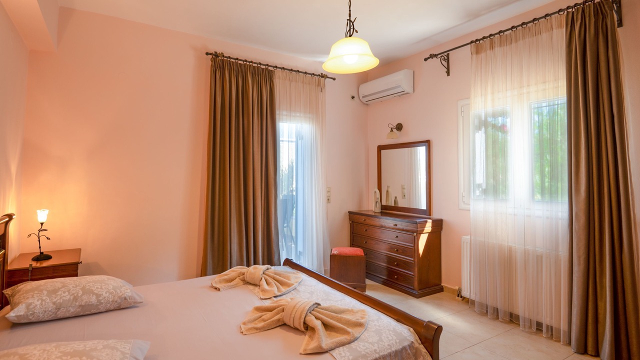 Photo of Bedroom in Sfakera