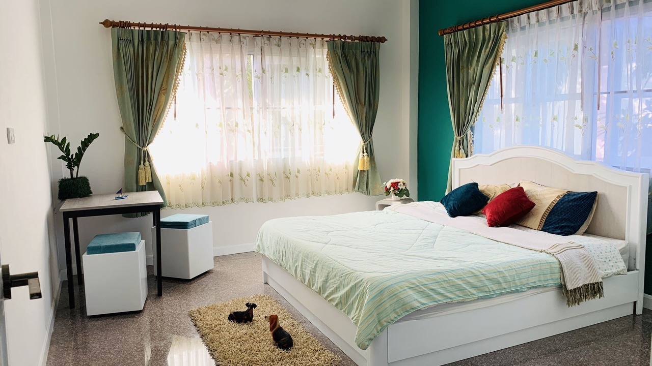 Photo of Bedroom in Laem Phak Bia