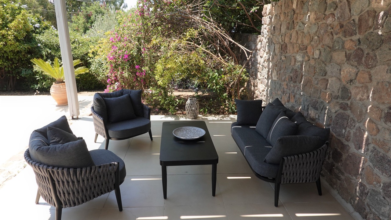 Photo of Patio Balcony in Perdhika