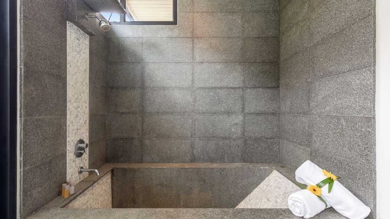 Photo of Bathroom in Lipa Noi