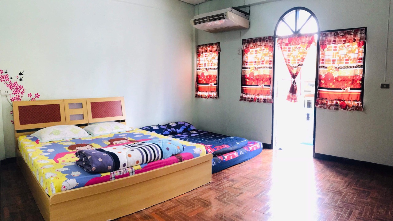 Photo of Bedroom in Laem Phak Bia