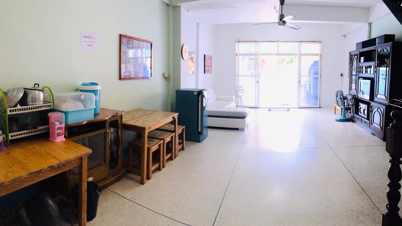 Photo of Livingroom in Laem Phak Bia