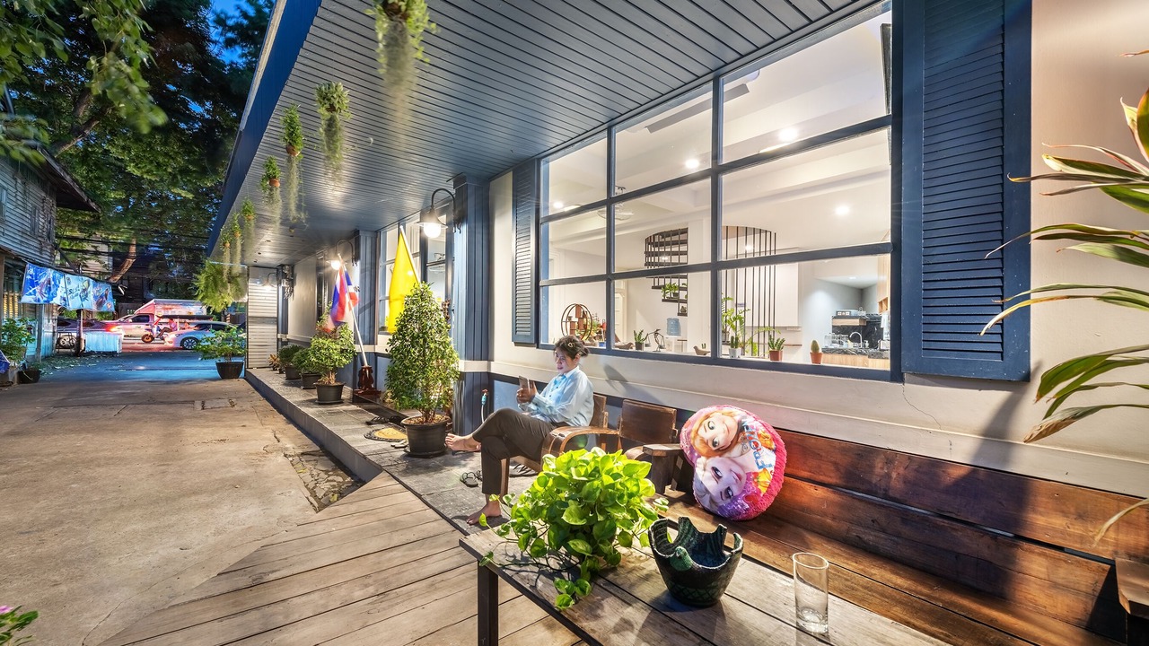 Photo of Outdoor in Khlong Maha Nak