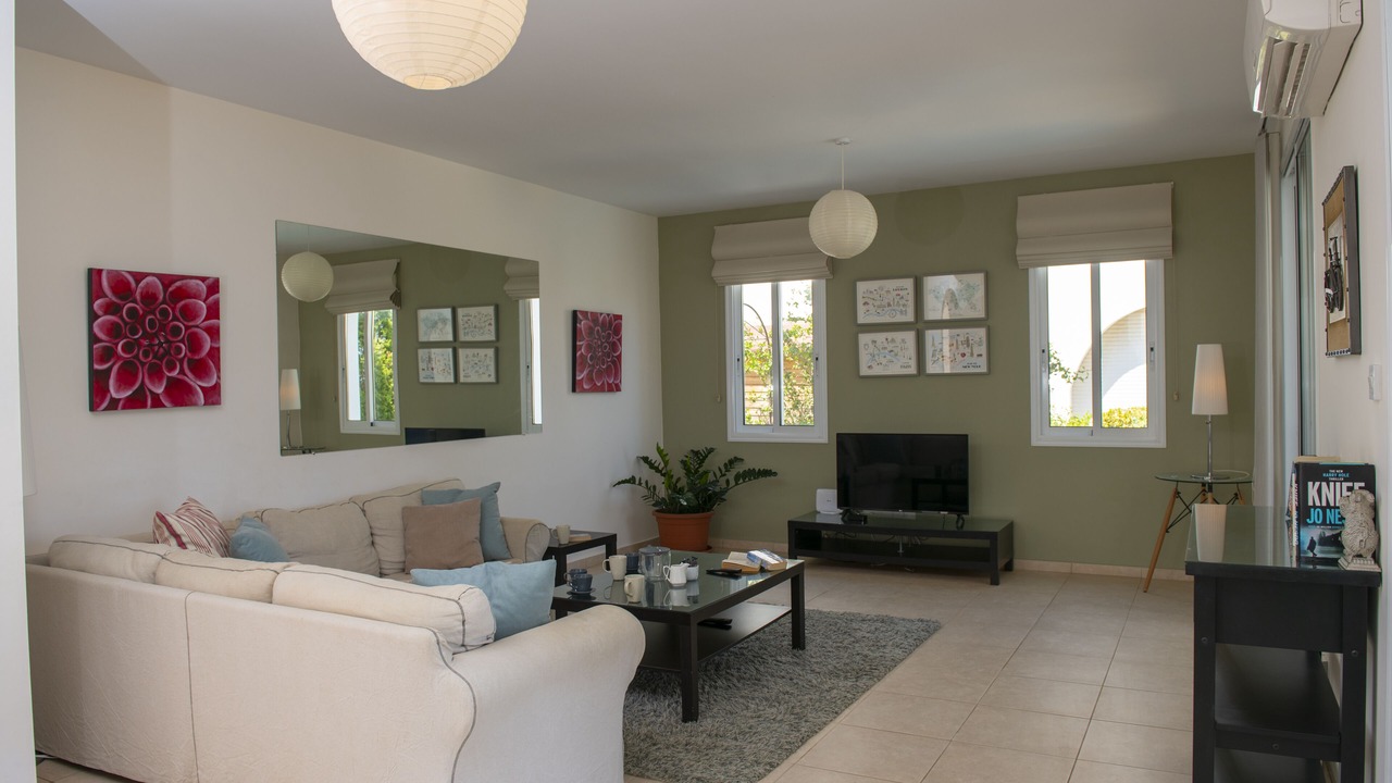 Photo of Livingroom in Latchi