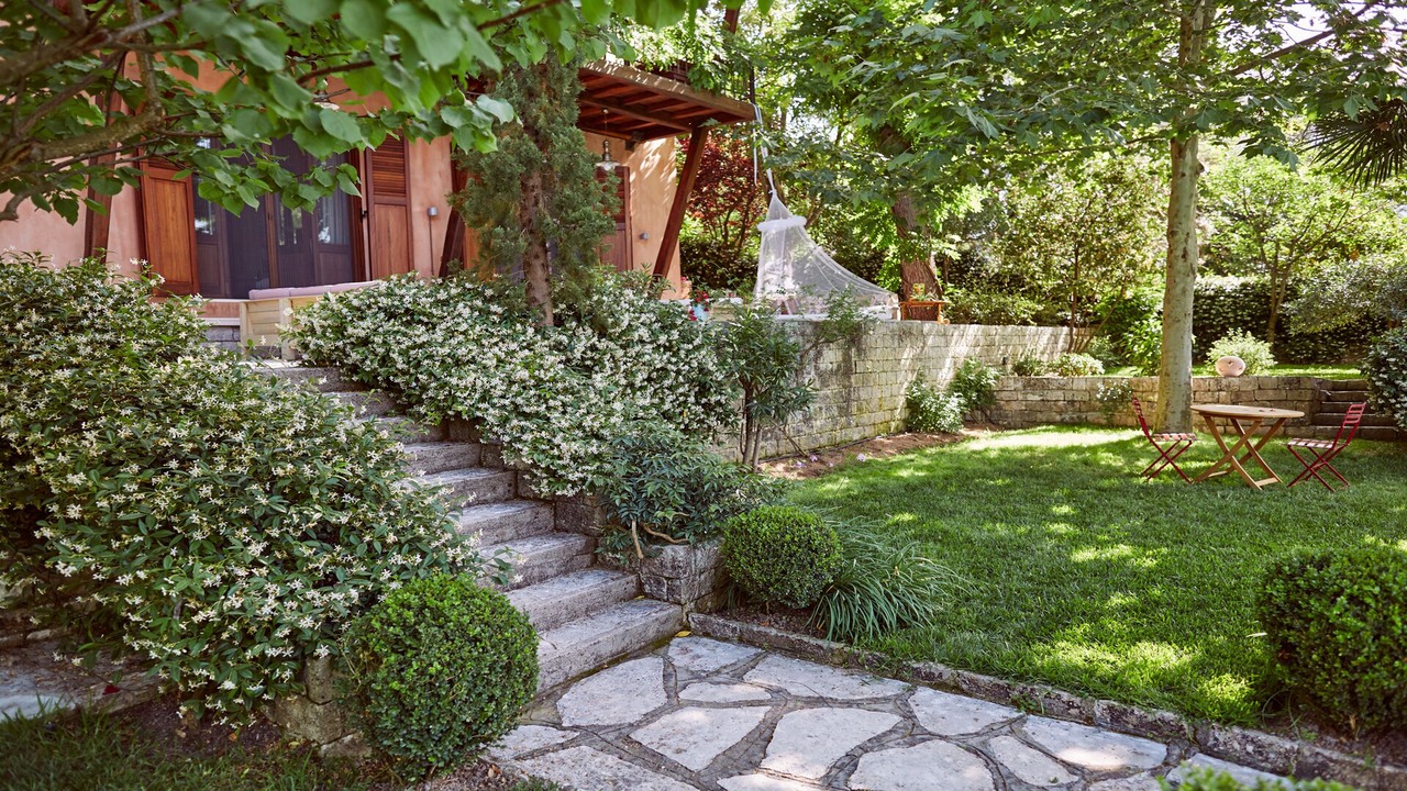 Photo of Patio Balcony in Yenion