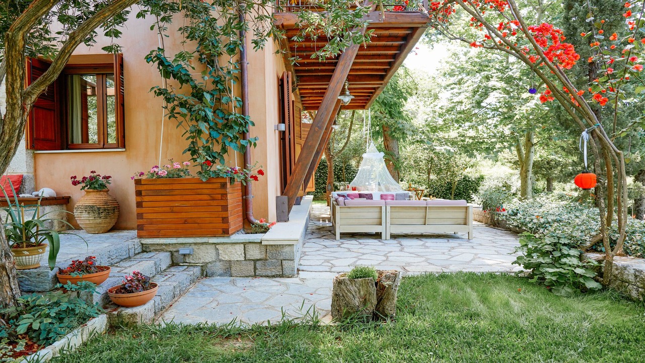 Photo of Patio Balcony in Yenion