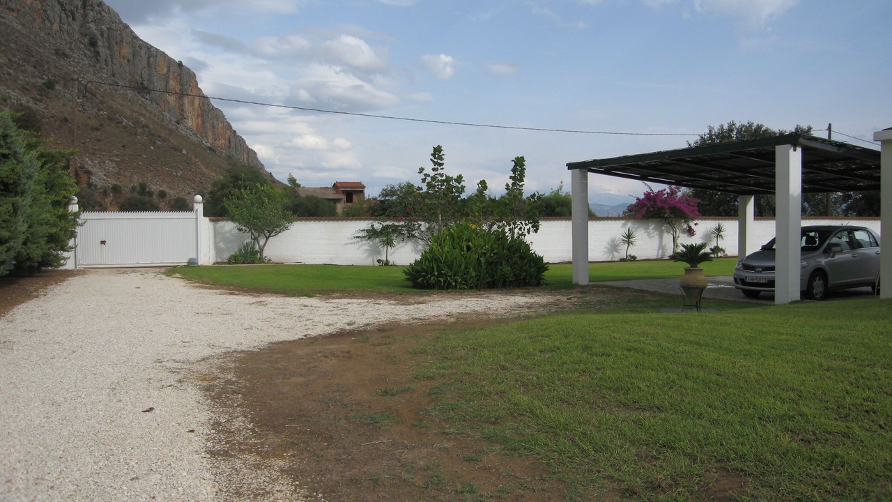 Photo of Outdoor in Larissos