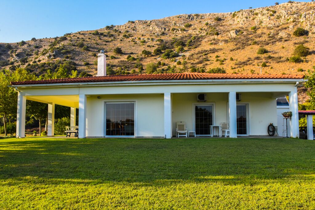 Photo of Outdoor in Larissos