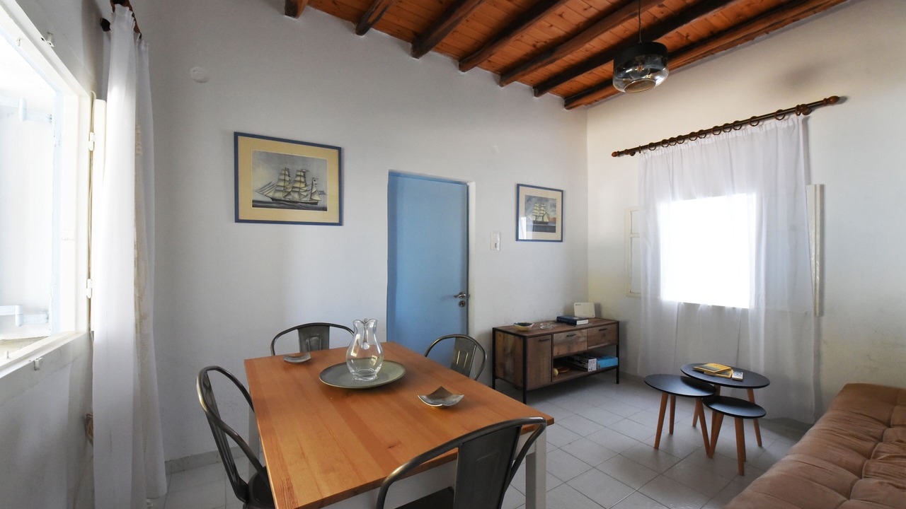 Photo of Bedroom in Kini