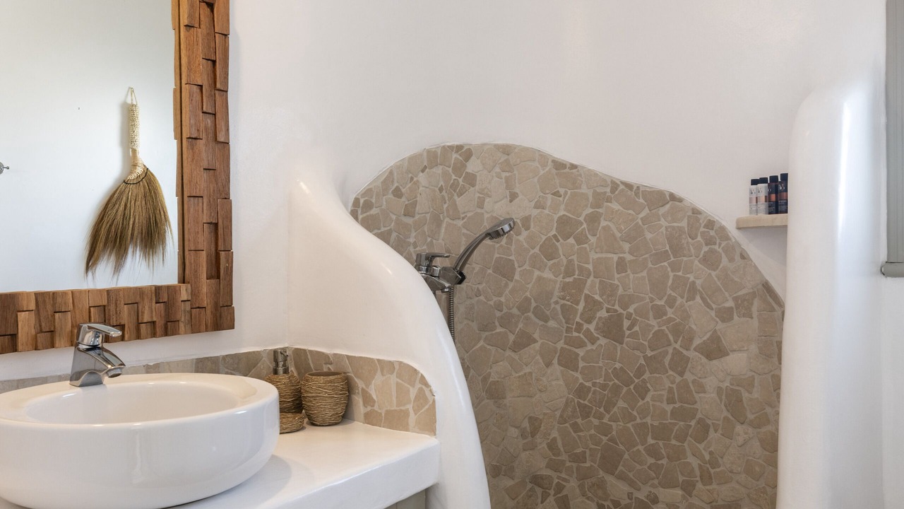 Photo of Bathroom in Paraga