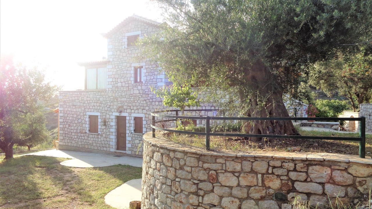 Photo of Outdoor in Diasella