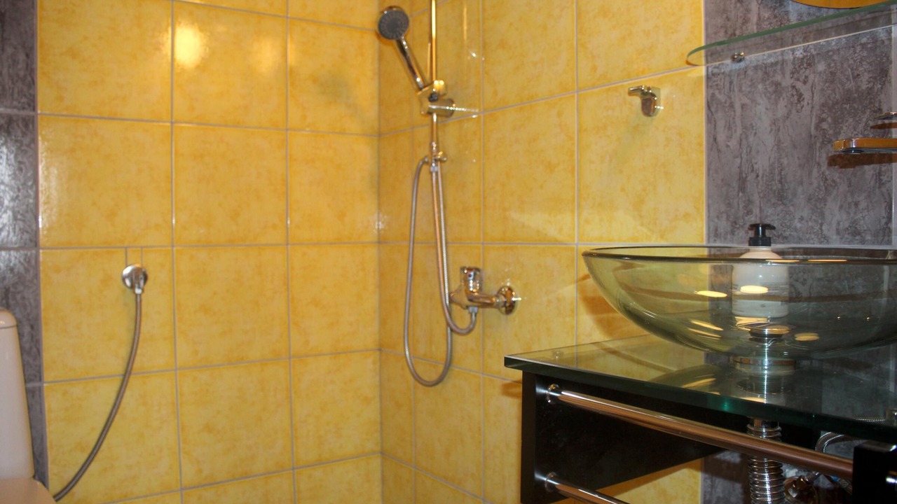 Photo of Bathroom in Kompi