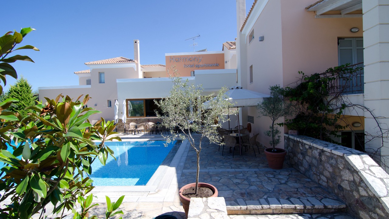Photo of Outdoor in Longos