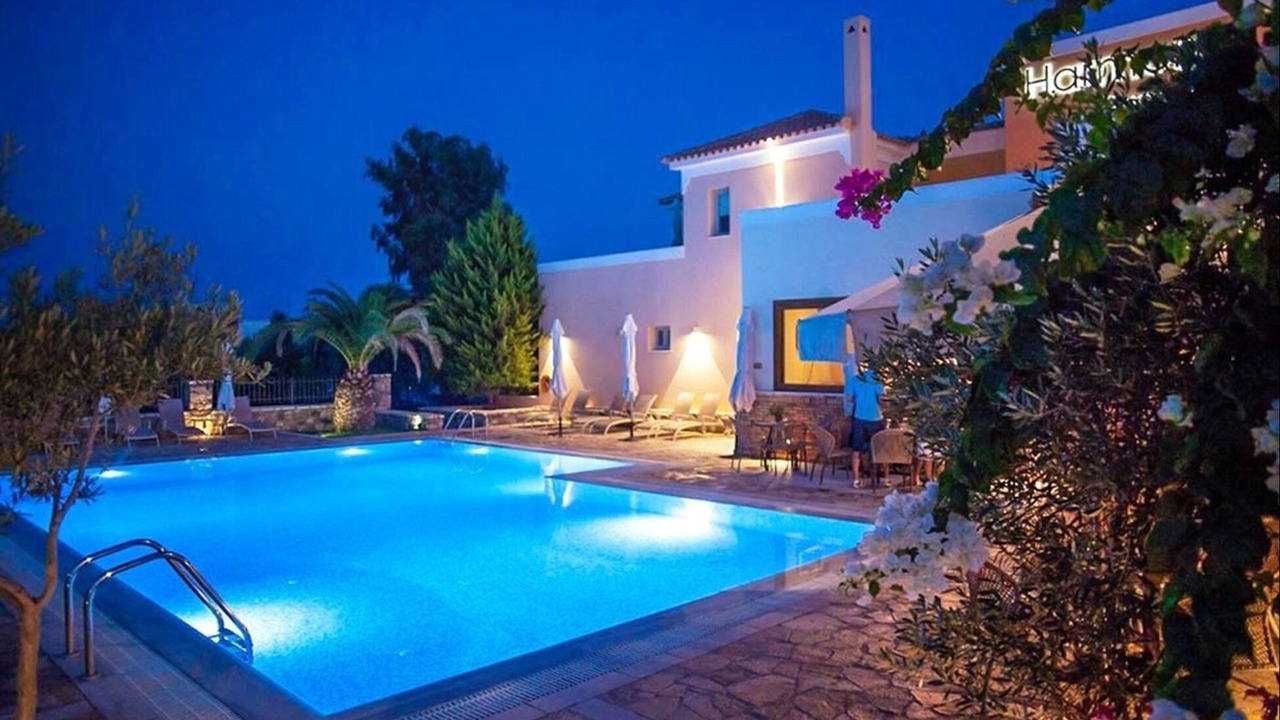 Photo of Outdoor in Longos