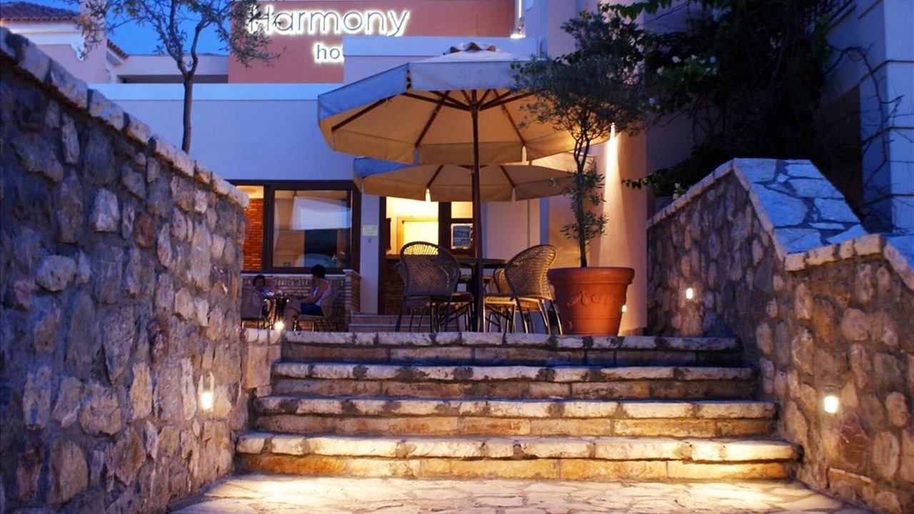 Photo of Outdoor in Longos