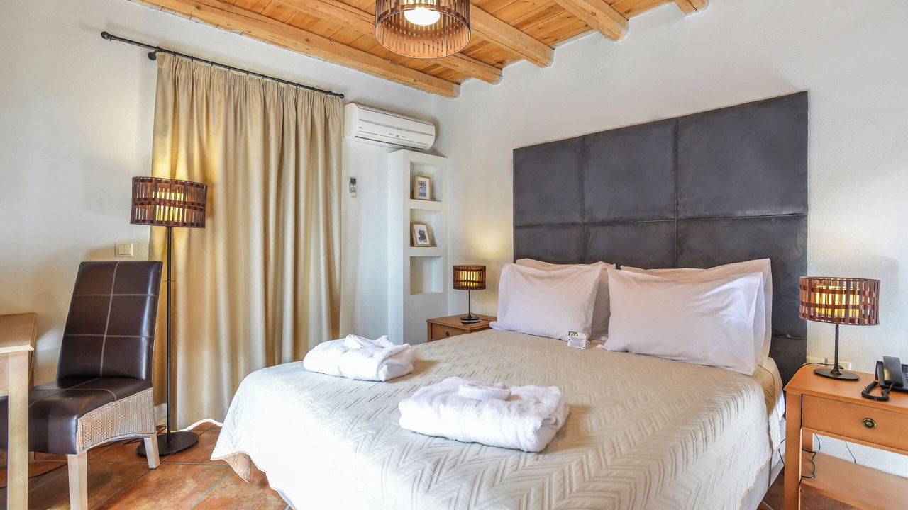 Photo of Bedroom in Varos