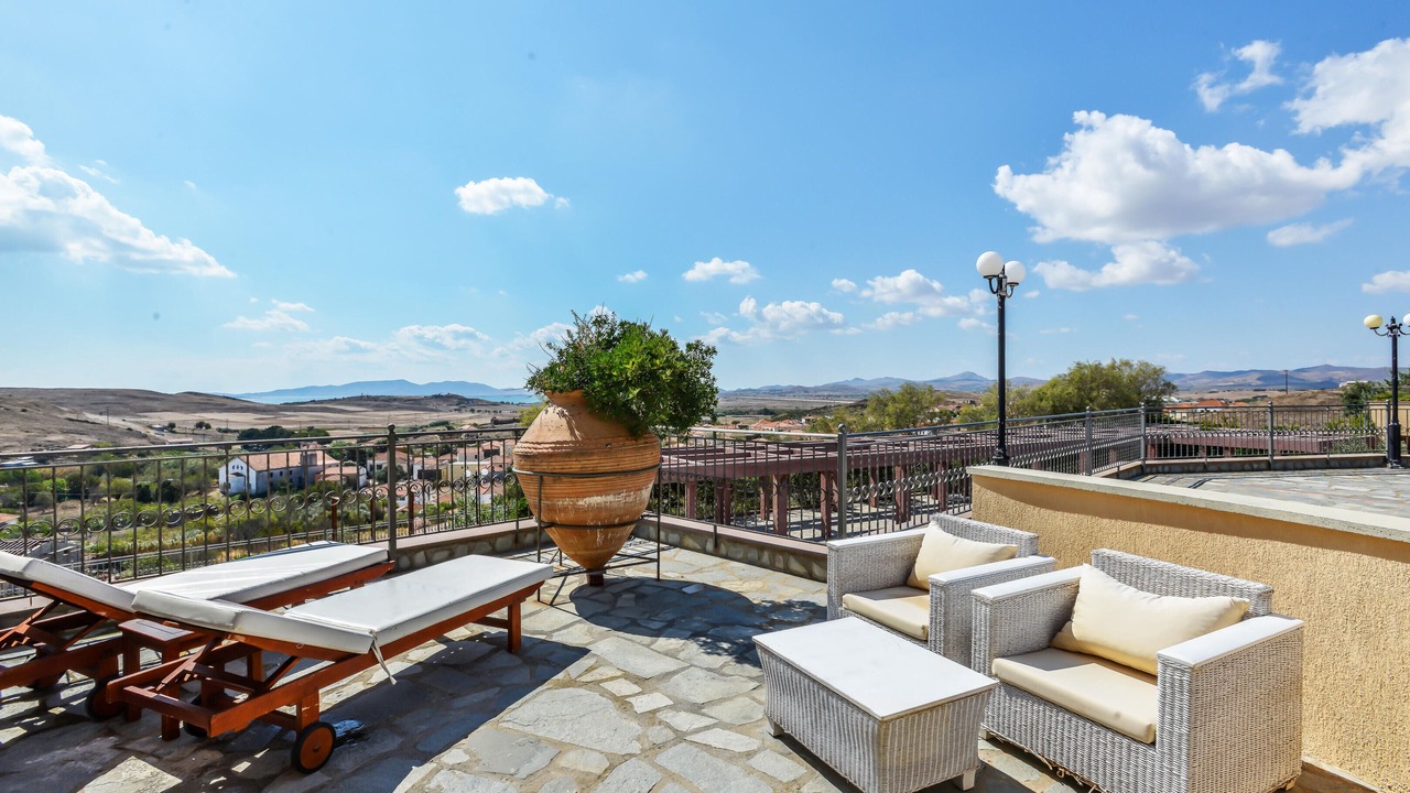 Photo of Patio Balcony in Varos