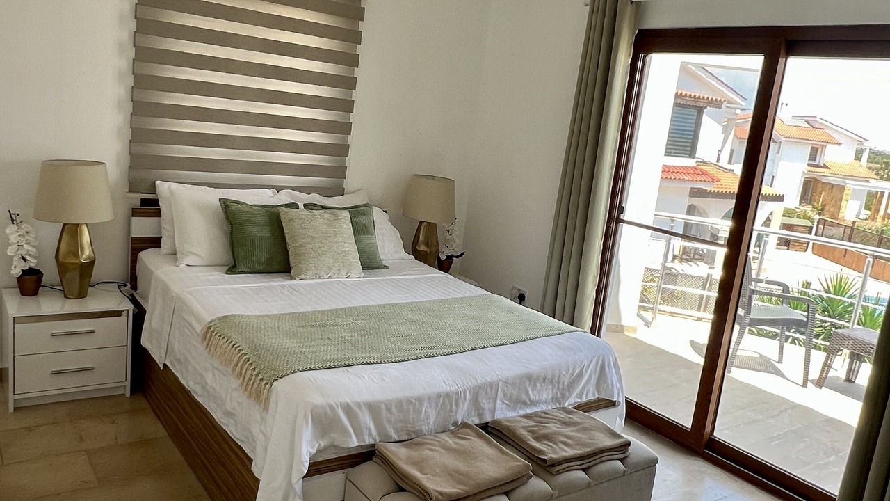 Photo of Bedroom in Trikomo