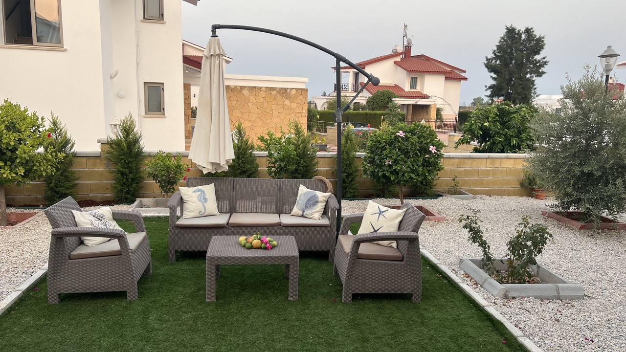 Photo of Patio Balcony in Trikomo