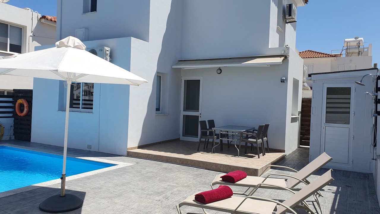 Photo of Outdoor in Pernera