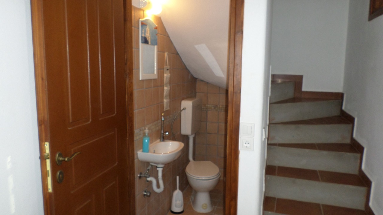 Photo of Bathroom in Marpissa
