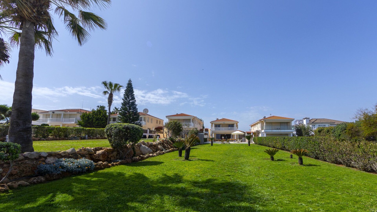 Photo of Outdoor in Kapparis