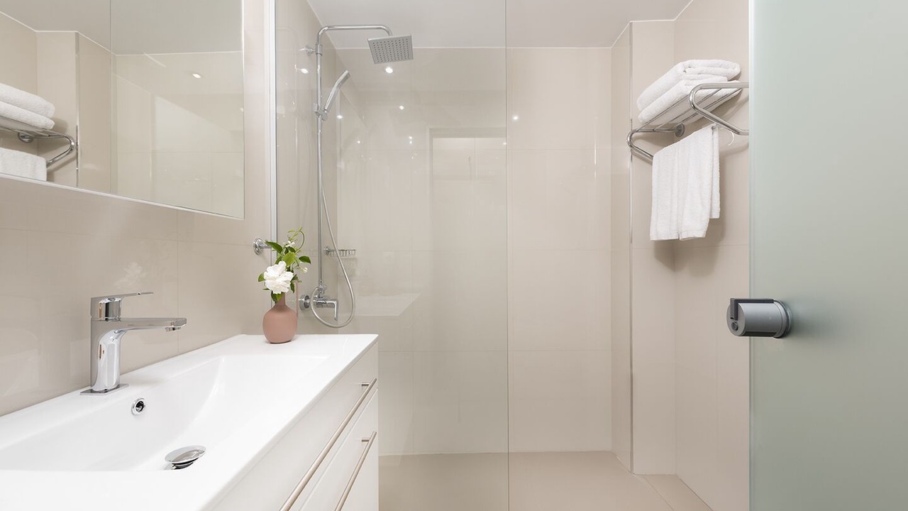 Photo of Bathroom in Lambi