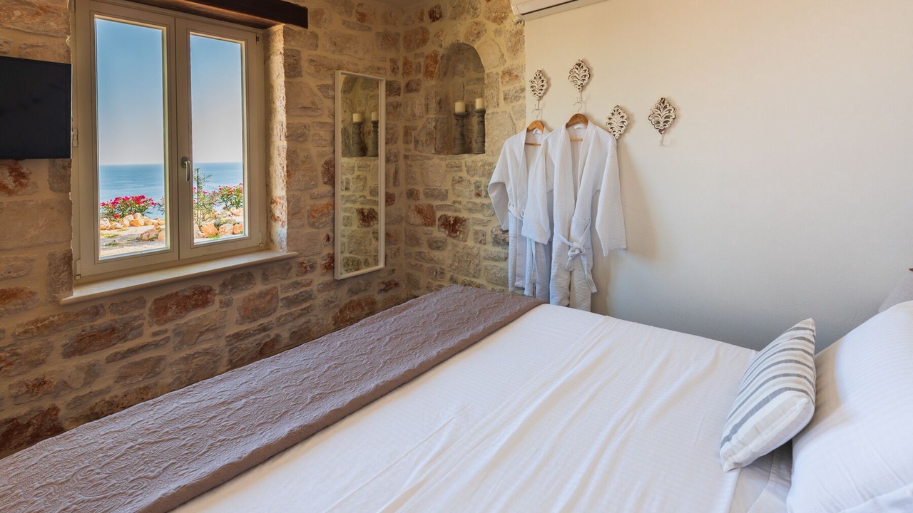 Photo of Bedroom in Skinaria
