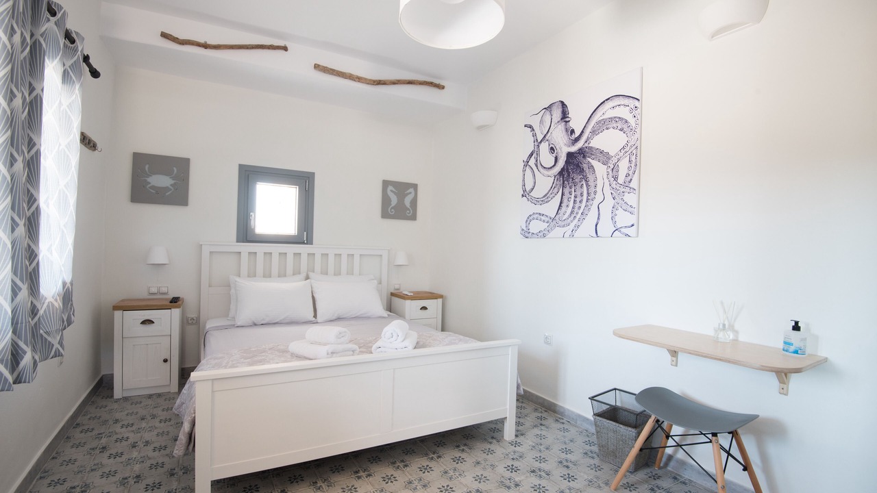 Photo of Bedroom in Paros