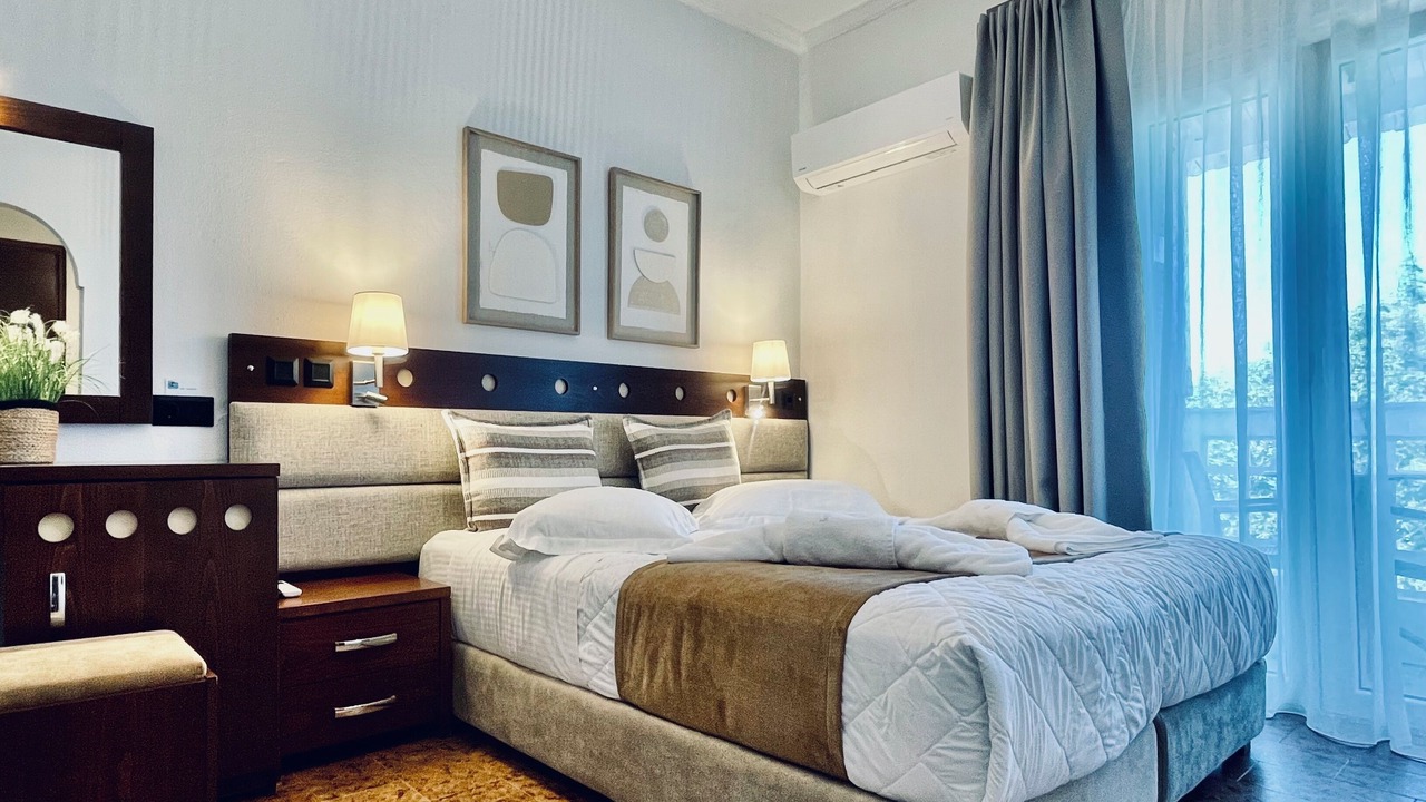 Photo of Bedroom in Adamas