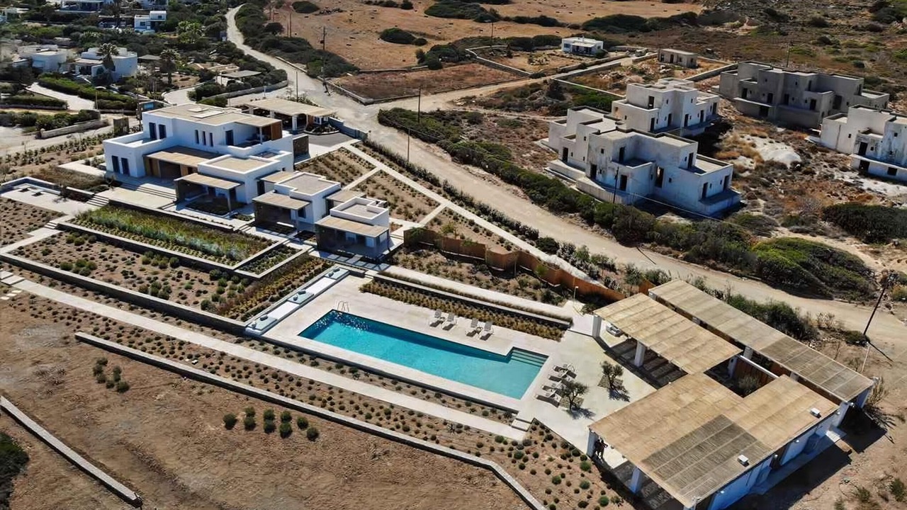 Photo of Others in Paros