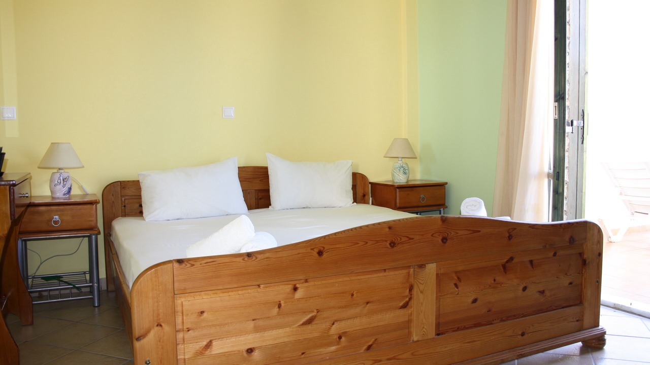 Photo of Bedroom in Armenistis