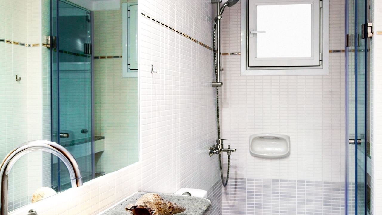Photo of Bathroom in Kalathas