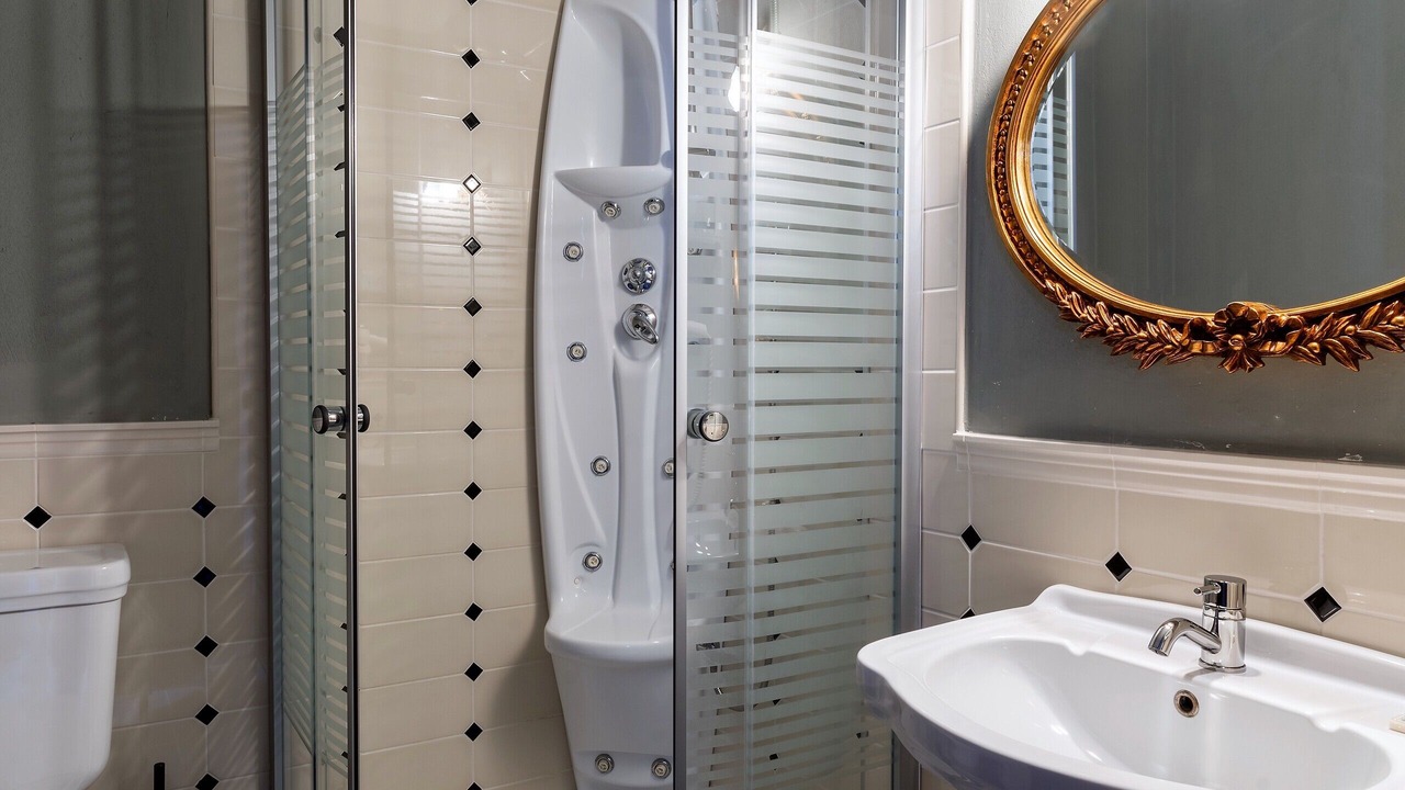 Photo of Bathroom in Dio-Olympos