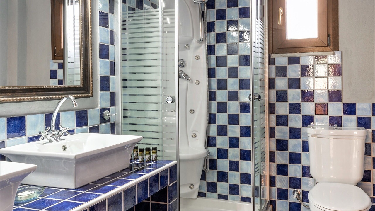 Photo of Bathroom in Dio-Olympos