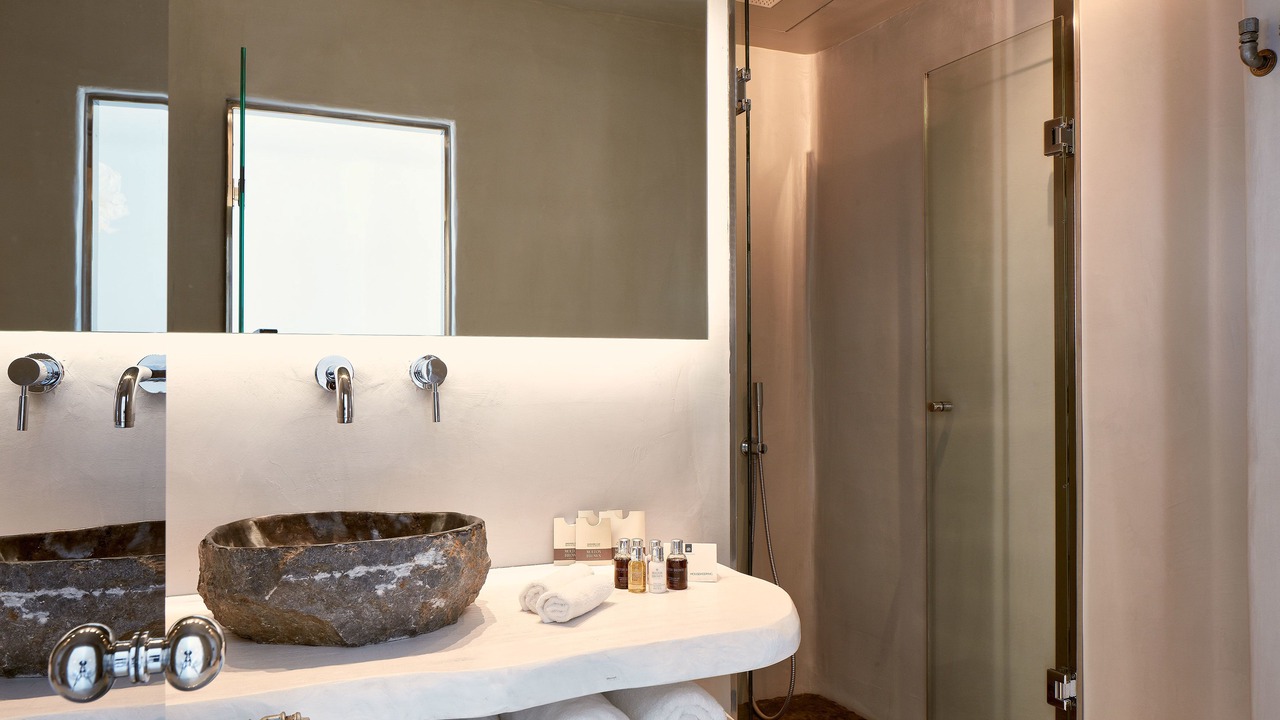 Photo of Bathroom in Firostefani
