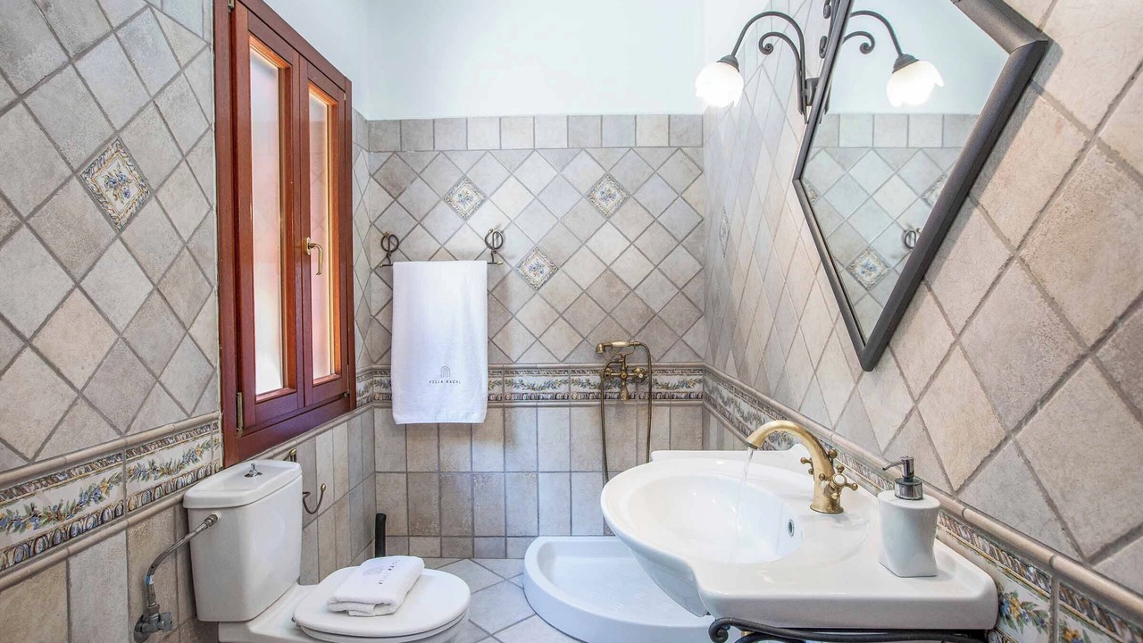Photo of Bathroom in Nidri