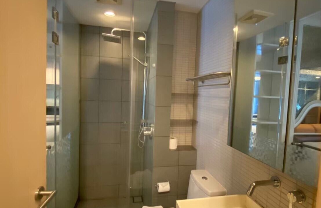 Photo of Bathroom in Samsen Nai