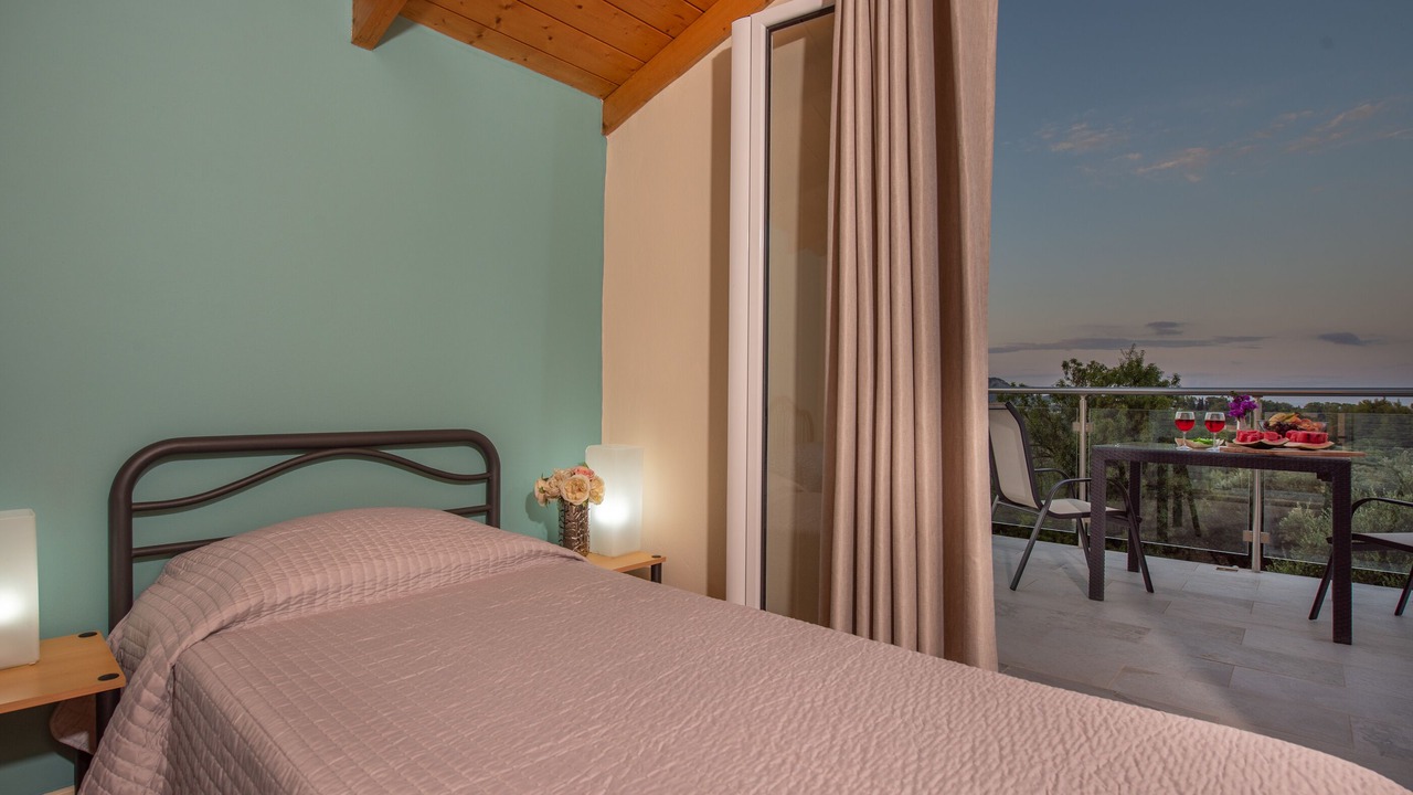 Photo of Bedroom in Romirion