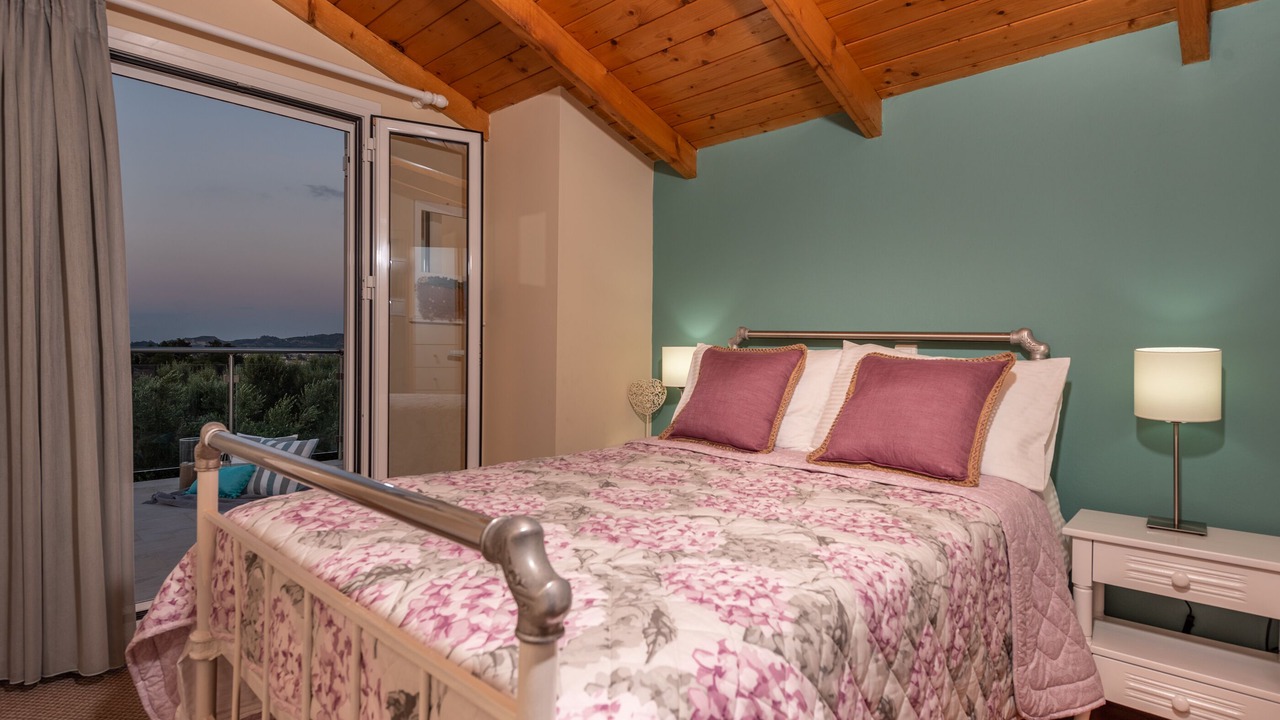 Photo of Bedroom in Romirion
