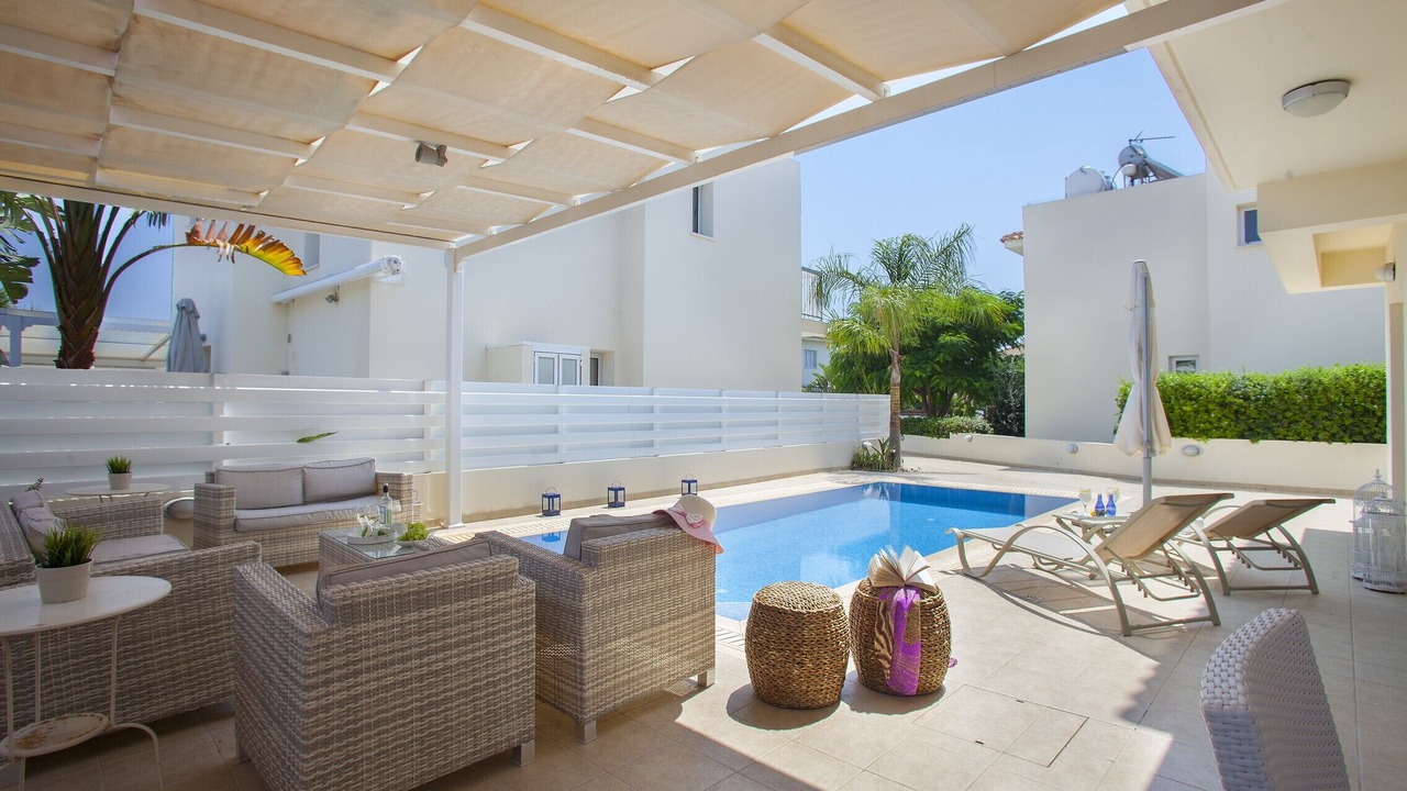 Photo of Outdoor in Pernera