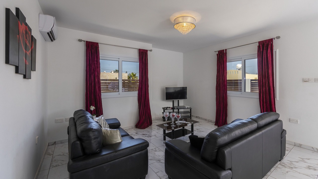 Photo of Livingroom in Protaras