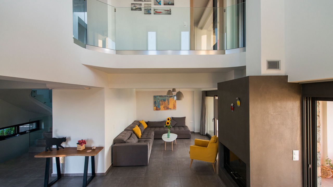 Photo of Livingroom in Adelianos Kampos