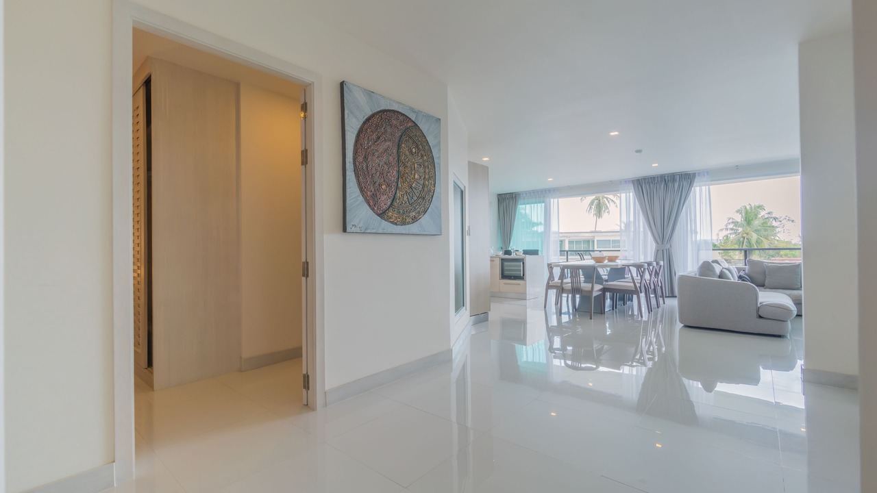 Photo of Livingroom in Karon