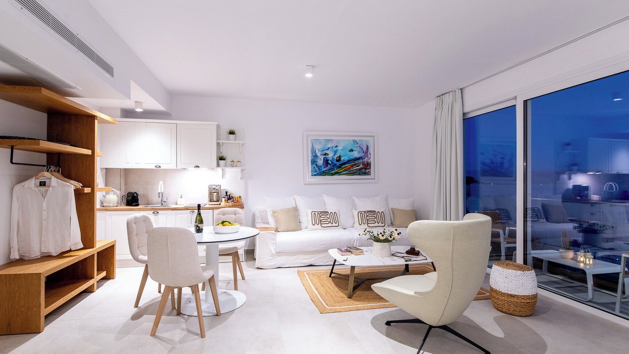 Photo of Livingroom in Perama