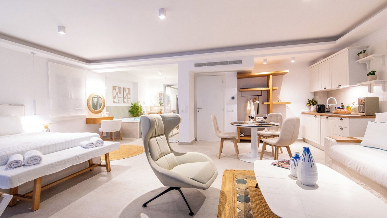 Photo of Livingroom in Perama