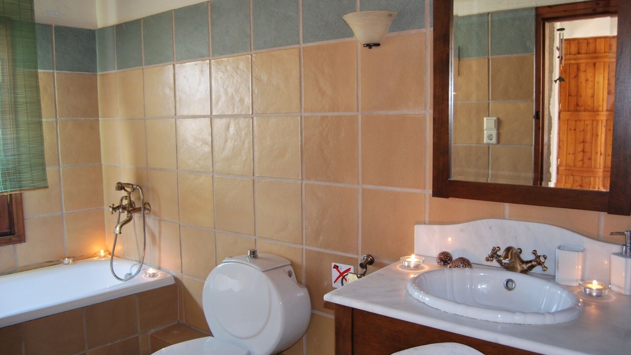 Photo of Bathroom in Anopolis